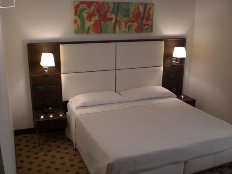 Gallery Hotel เรกานาติ ภายนอก รูปภาพ