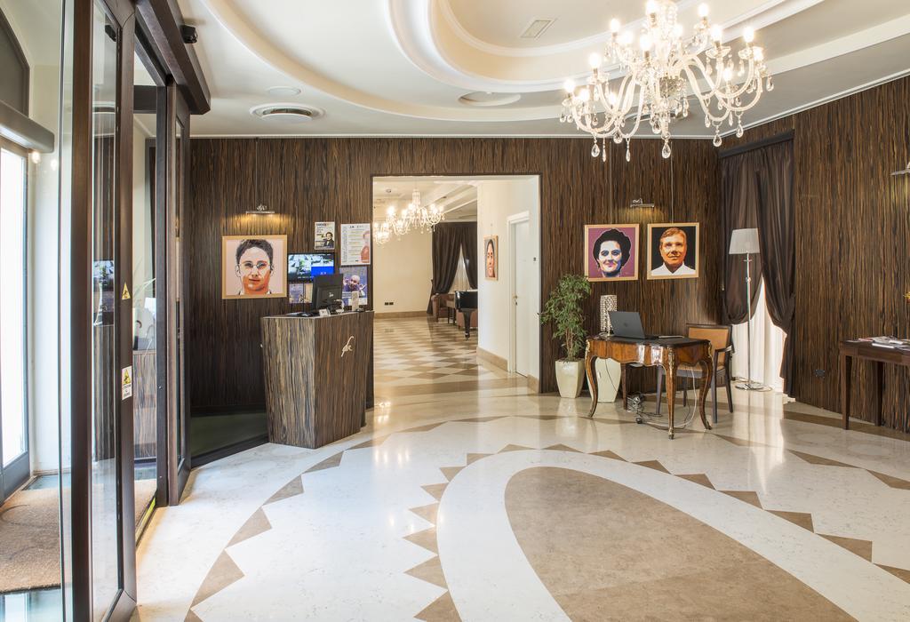Gallery Hotel เรกานาติ ภายนอก รูปภาพ